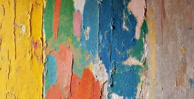 Paredes pintadas vibrantes crean interiores hermosos