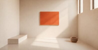 Habitación minimalista y serena en tonos suaves