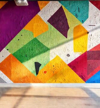 Un interior vibrante inspira esperanza y color