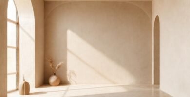 Paredes neutras crean un espacio sereno