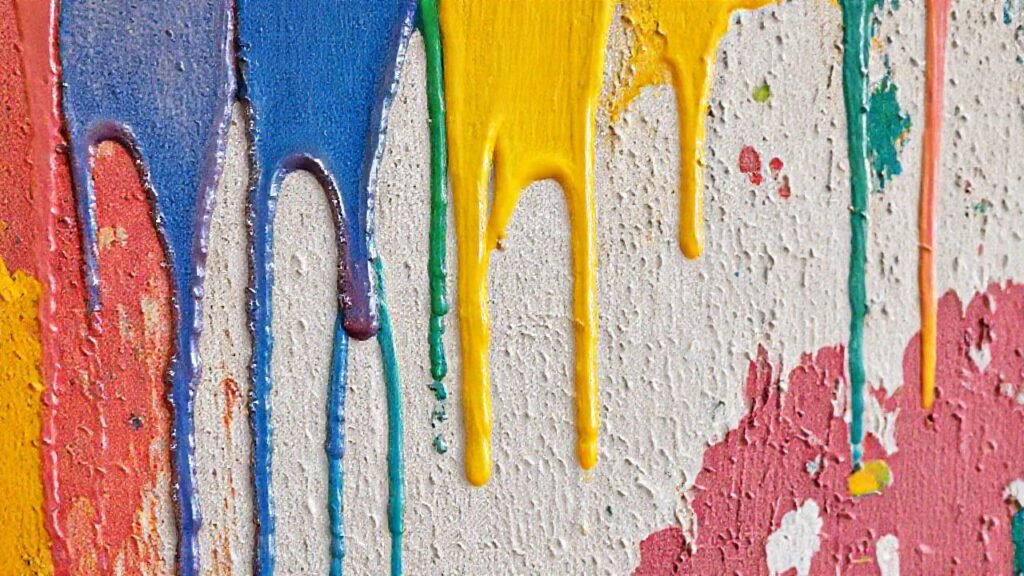 Murales texturizados y coloridos