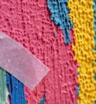 Pintura texturizada con cinta y esponja
