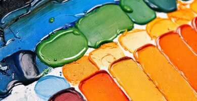 Pinturas y técnicas artísticas se exhiben